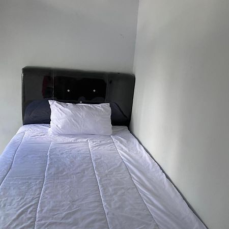 Khalisa Home Syariah Понтианак Экстерьер фото