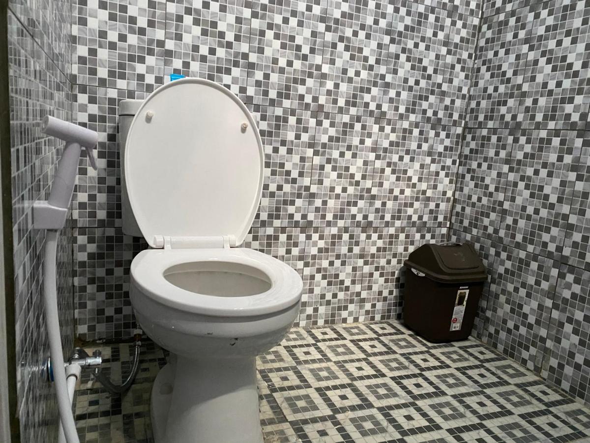 Khalisa Home Syariah Понтианак Экстерьер фото